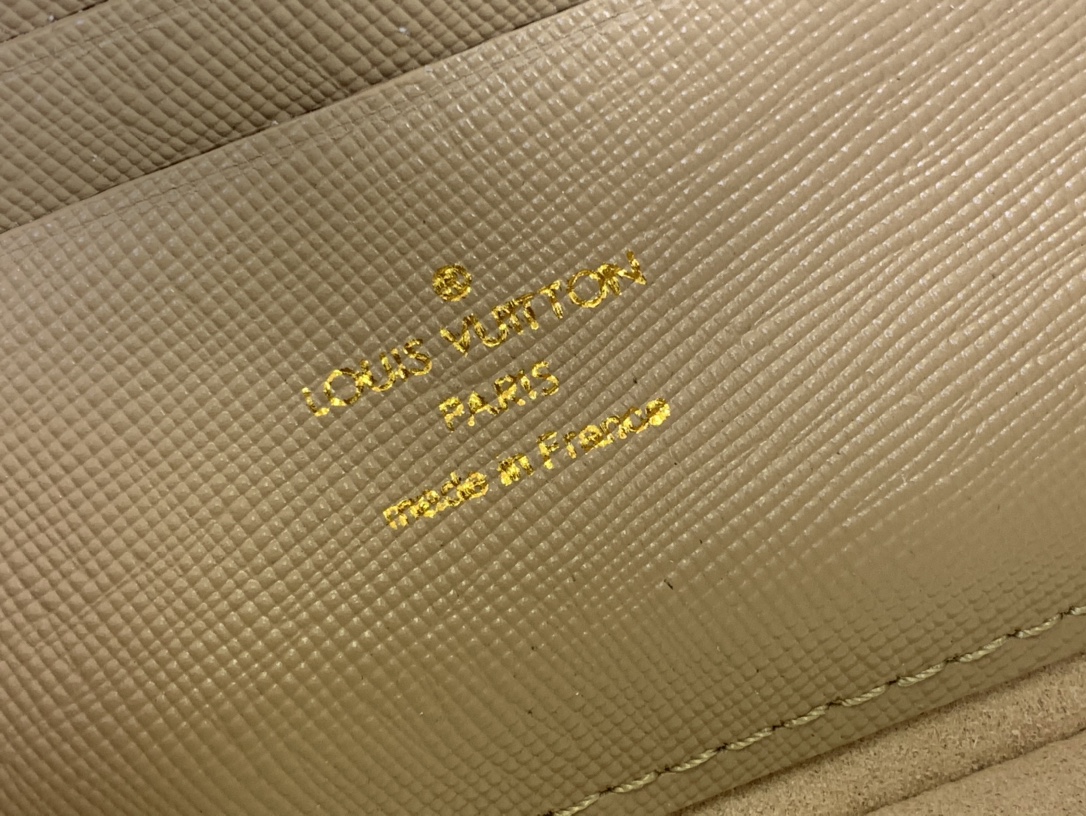 ルイヴィトン ショルダーバッグ 新作 Louis Vuitton ウォレット オン チェーン・アイビー トリアノン グレー M12778 モノグラム・キャンバス ゴールド金具 - 画像 (2)