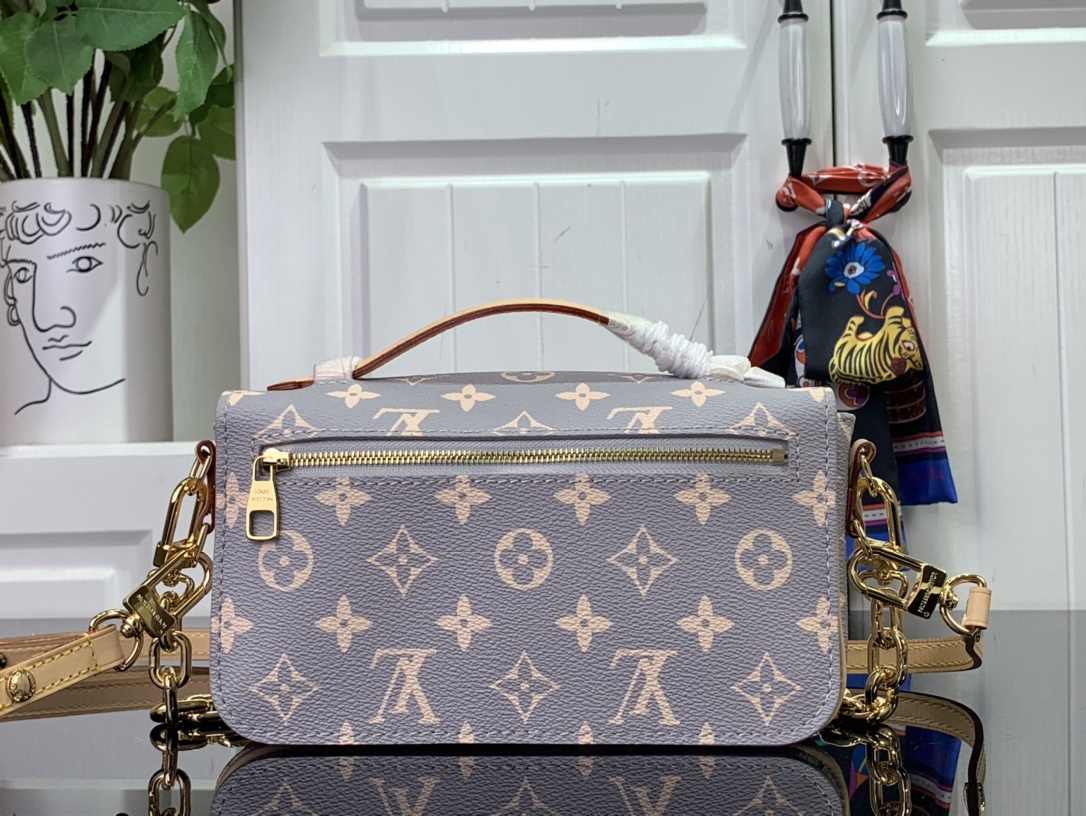 ルイヴィトン ハンドバッグ 新作 Louis Vuitton 2024秋冬新作 ポシェット・メティス EW トリアノン グレー M12429 モノグラム・キャンバス ゴールド金具 - 画像 (8)