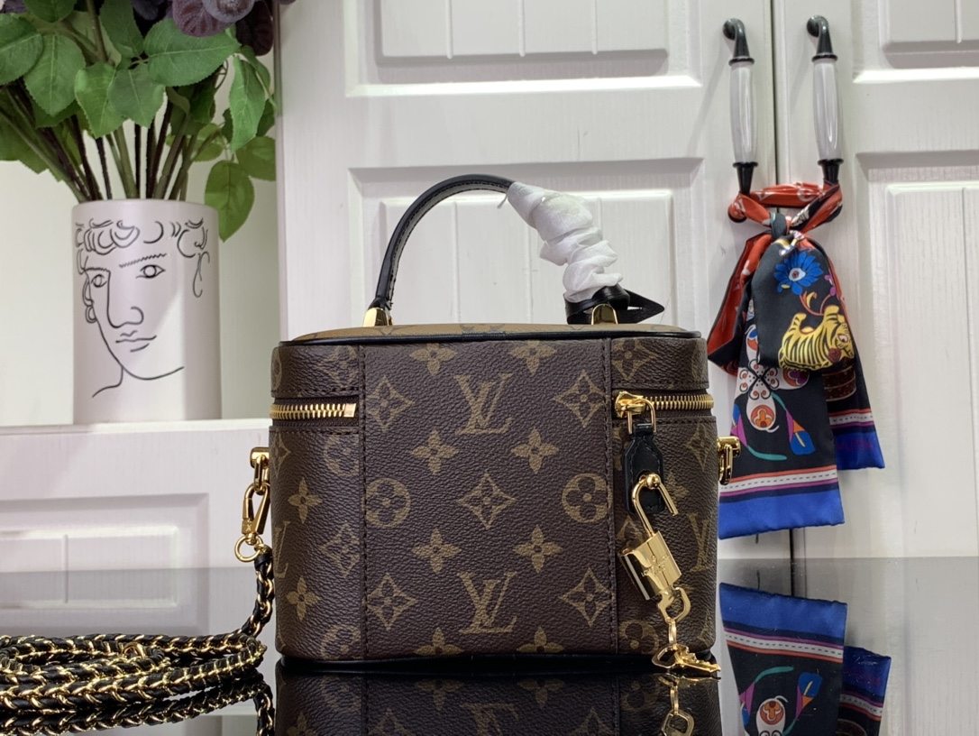 ルイヴィトン ポーチ 新作 Louis Vuitton ヴァニティ PM ダークブラウン M47128 モノグラム・キャンバス ゴールド金具 - 画像 (8)