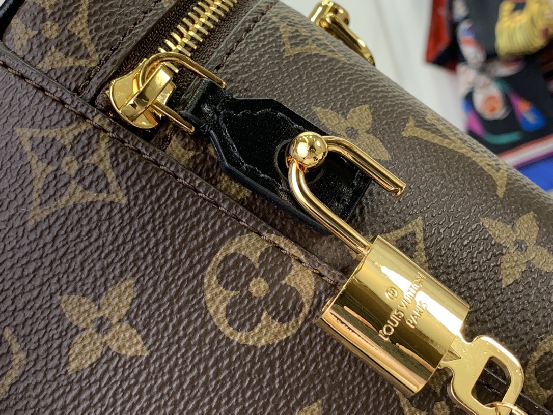 ルイヴィトン ポーチ 新作 Louis Vuitton ヴァニティ PM ダークブラウン M47128 モノグラム・キャンバス ゴールド金具 - 画像 (6)