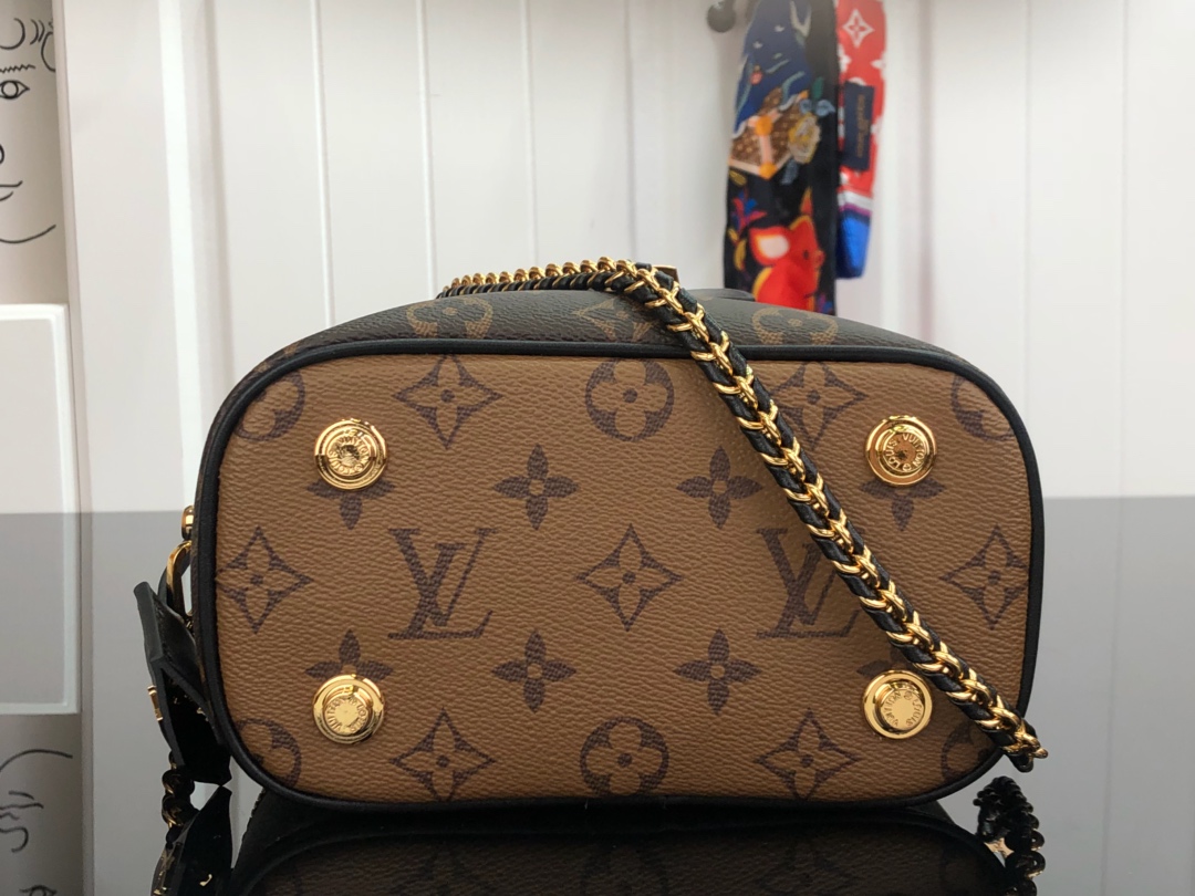ルイヴィトン ポーチ 新作 Louis Vuitton ヴァニティ NV PM ダークブラウン M45165 モノグラム・キャンバス ゴールド金具 - 画像 (7)