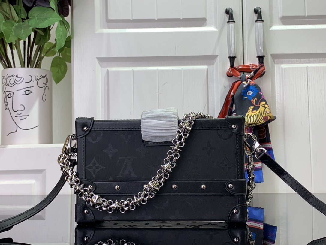 ルイヴィトン ボックス 新作 Louis Vuitton プティット・マル ブラック M11324 カーフレザー シルバー金具 - 画像 (8)