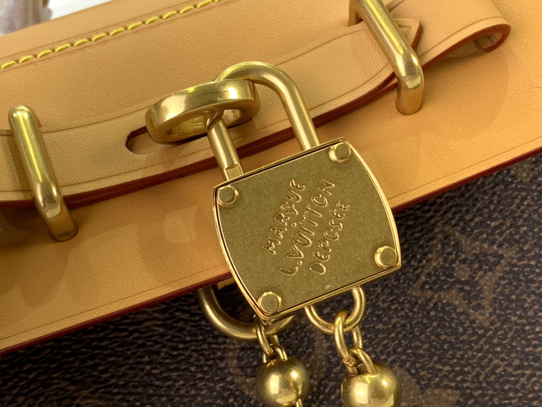 ルイヴィトン ホーボーバッグ 新作 Louis Vuitton ナノ・スティーマー 15 ダークブラウン M11630 モノグラム・ダスト キャンバス ゴールド金具 - 画像 (6)