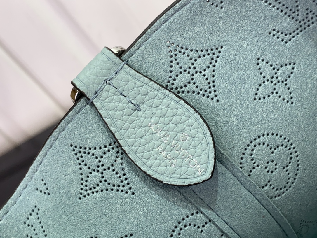 ルイヴィトン ホーボーバッグ 新作 Louis Vuitton ブロッサム PM ミネラル ブルー M21909 牛革 シルバー金具 - 画像 (4)