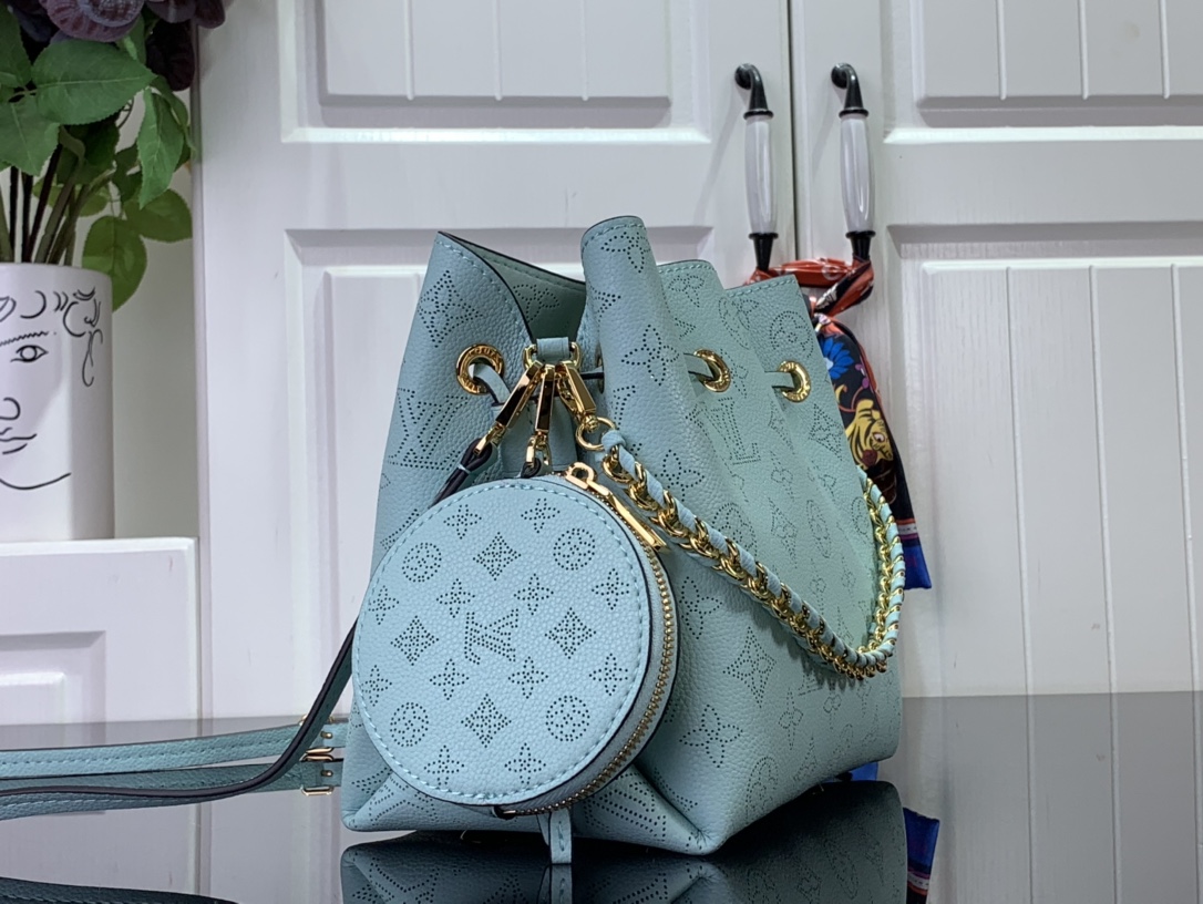 ルイヴィトン ショルダーバッグ 新作 Louis Vuitton フライト・モード ベラ ミネラル ブルー M25147 牛革 シルバー金具 - 画像 (9)