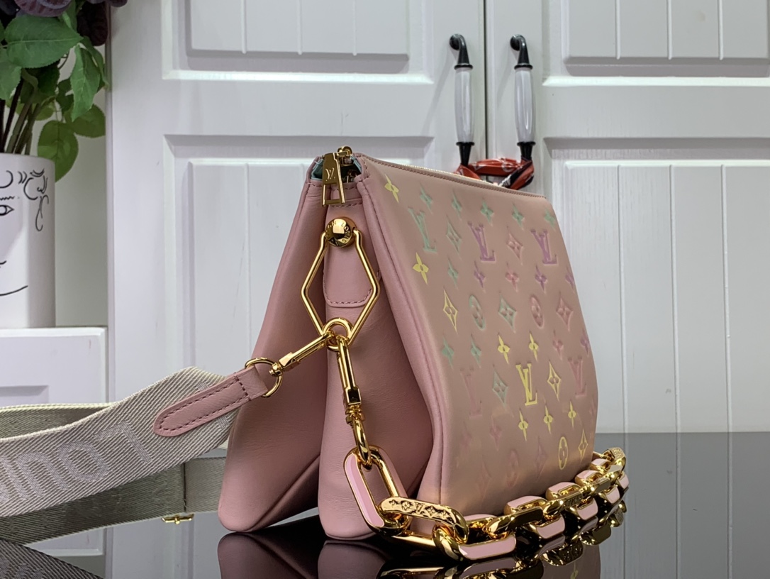 ルイヴィトン ショルダーバッグ 新作 Louis Vuitton クッサン PM ピンク M25110 ラムレザー ゴールド金具 - 画像 (9)