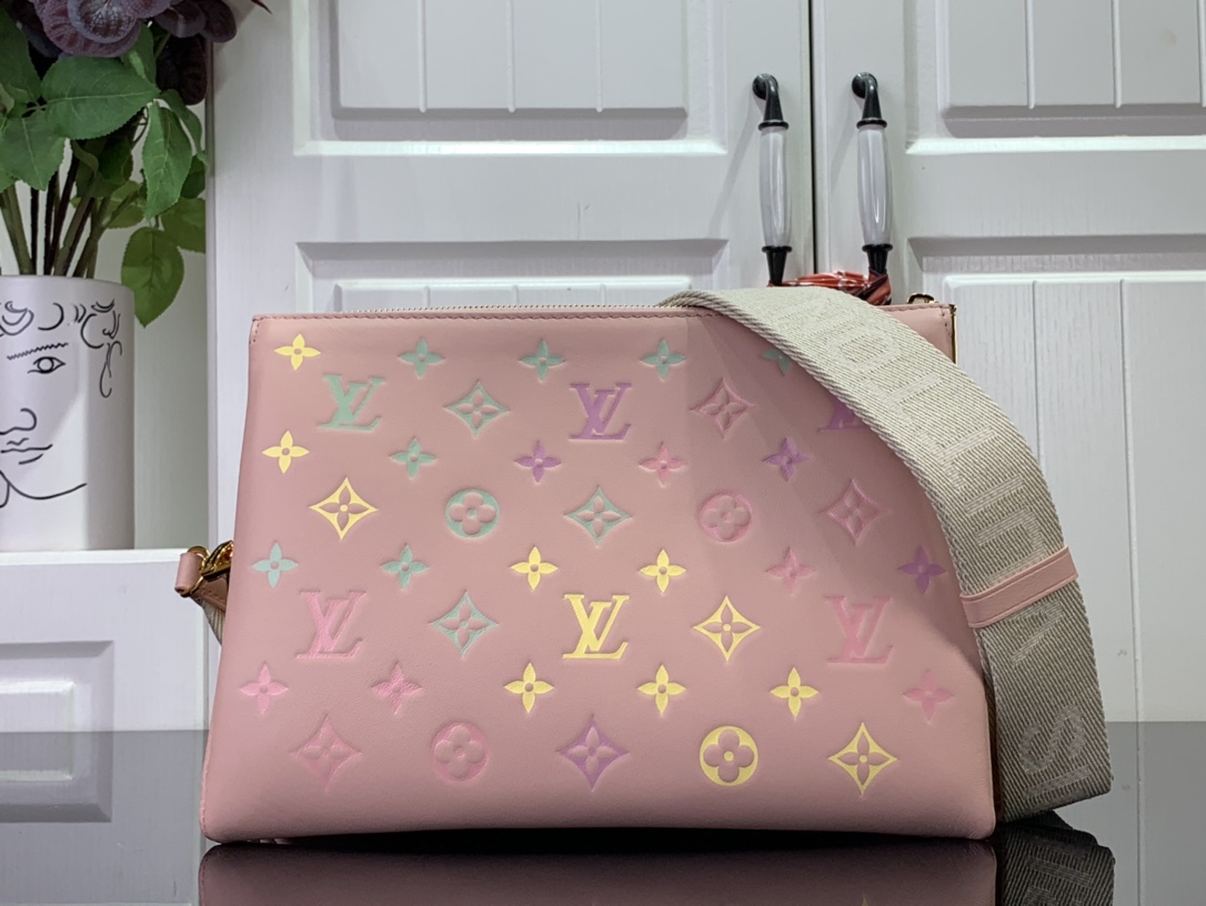 ルイヴィトン ショルダーバッグ 新作 Louis Vuitton クッサン PM ピンク M25110 ラムレザー ゴールド金具 - 画像 (8)