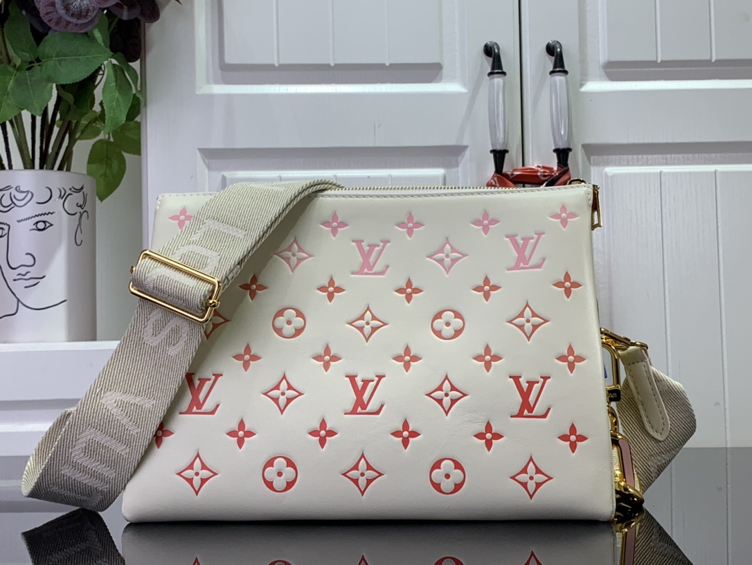 ルイヴィトン ショルダーバッグ 新作 Louis Vuitton クッサン PM サンライズ・アクワレル M25110 ラムレザー ゴールド金具 - 画像 (8)