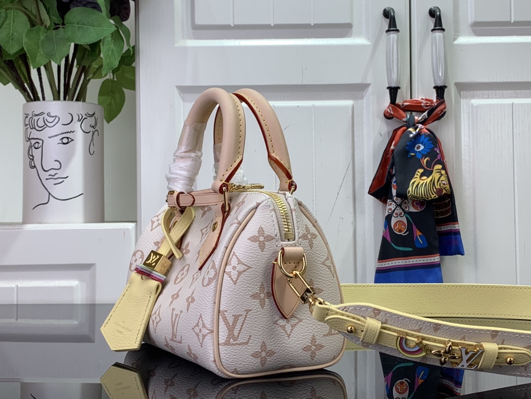 ルイヴィトン バンドリエール 新作 ボストンバッグ Louis Vuitton スピーディ・バンドリエール 18 ホワイト / シャマロウ ピンク M24474 モノグラム・キャンバス ゴールド金具 - 画像 (9)