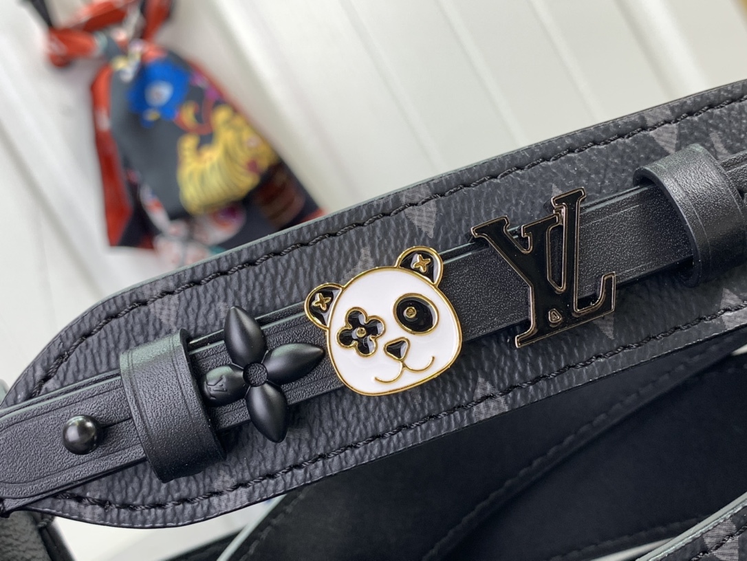 ルイヴィトン バンドリエール 新作 ボストンバッグ Louis Vuitton スピーディ・バンドリエール 18 ブラック M24606 モノグラム・キャンバス ブラック金具 - 画像 (5)