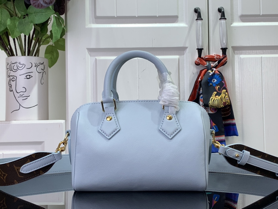 ルイヴィトン バンドリエール 新作 ボストンバッグ Louis Vuitton スピーディ・バンドリエール 18 オランプ ブルー M24598 トリヨンレザー ゴールド金具 - 画像 (8)