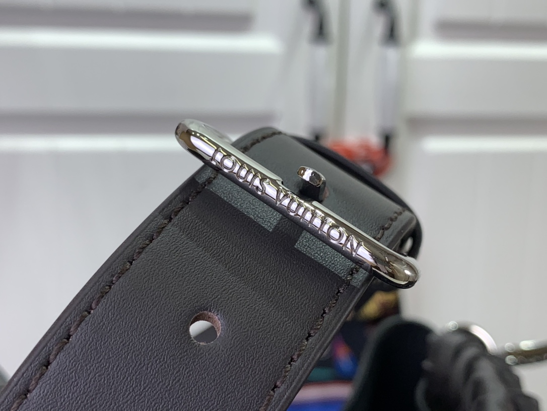 ルイヴィトン ショルダーバッグ 新作 Louis Vuitton ムリア ブラック M55800 牛革 シルバー金具 - 画像 (4)