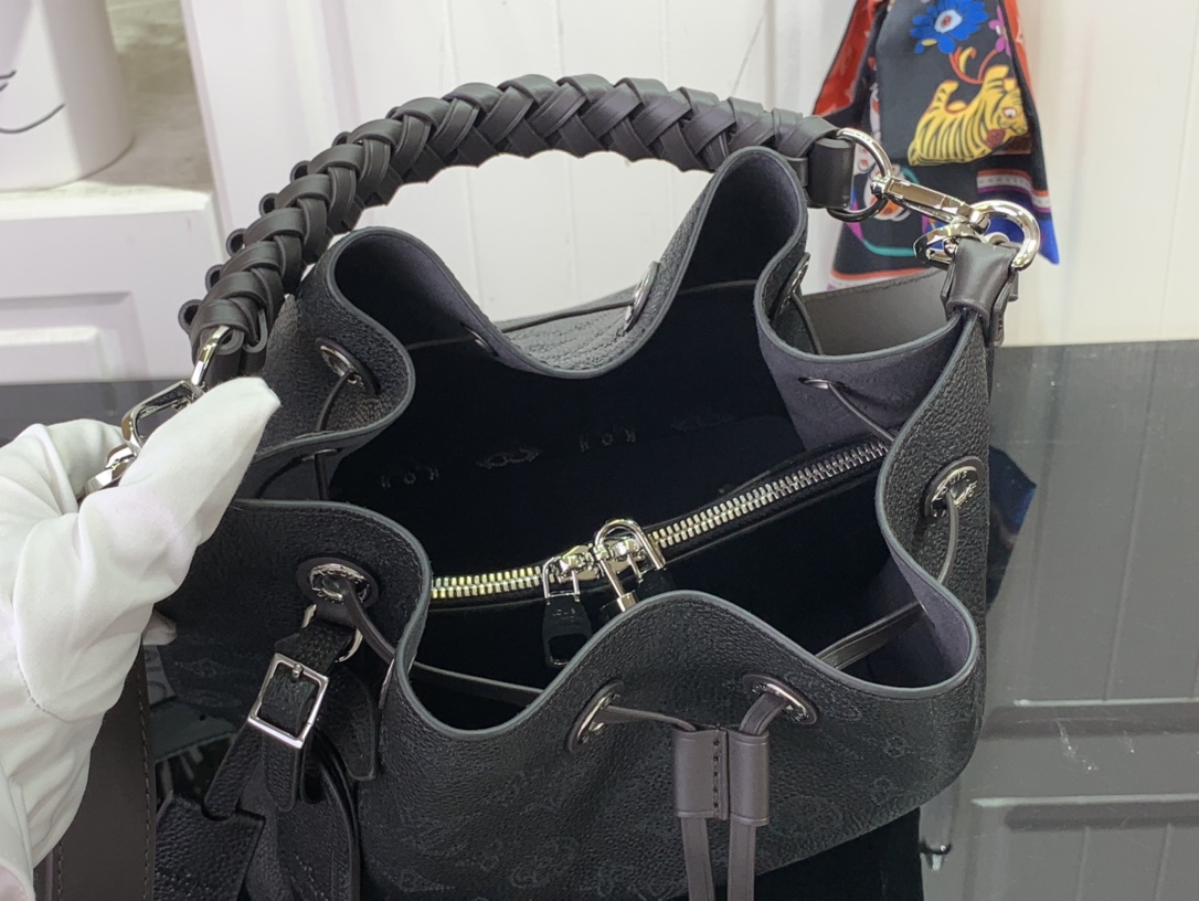 ルイヴィトン ショルダーバッグ 新作 Louis Vuitton ムリア ブラック M55800 牛革 シルバー金具 - 画像 (3)