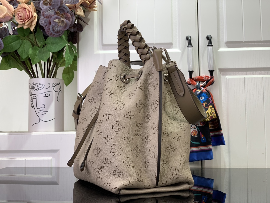 ルイヴィトン ショルダーバッグ 新作 Louis Vuitton ムリア ガレ M55799 牛革 シルバー金具 - 画像 (9)