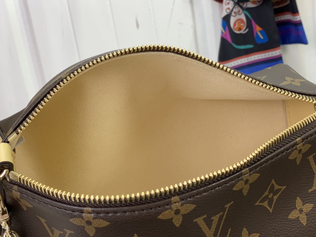 ルイヴィトン ポーチ 新作 Louis Vuitton ブルームポーチ バナナ イエロー M11672 モノグラム・キャンバス ゴールド金具 - 画像 (3)