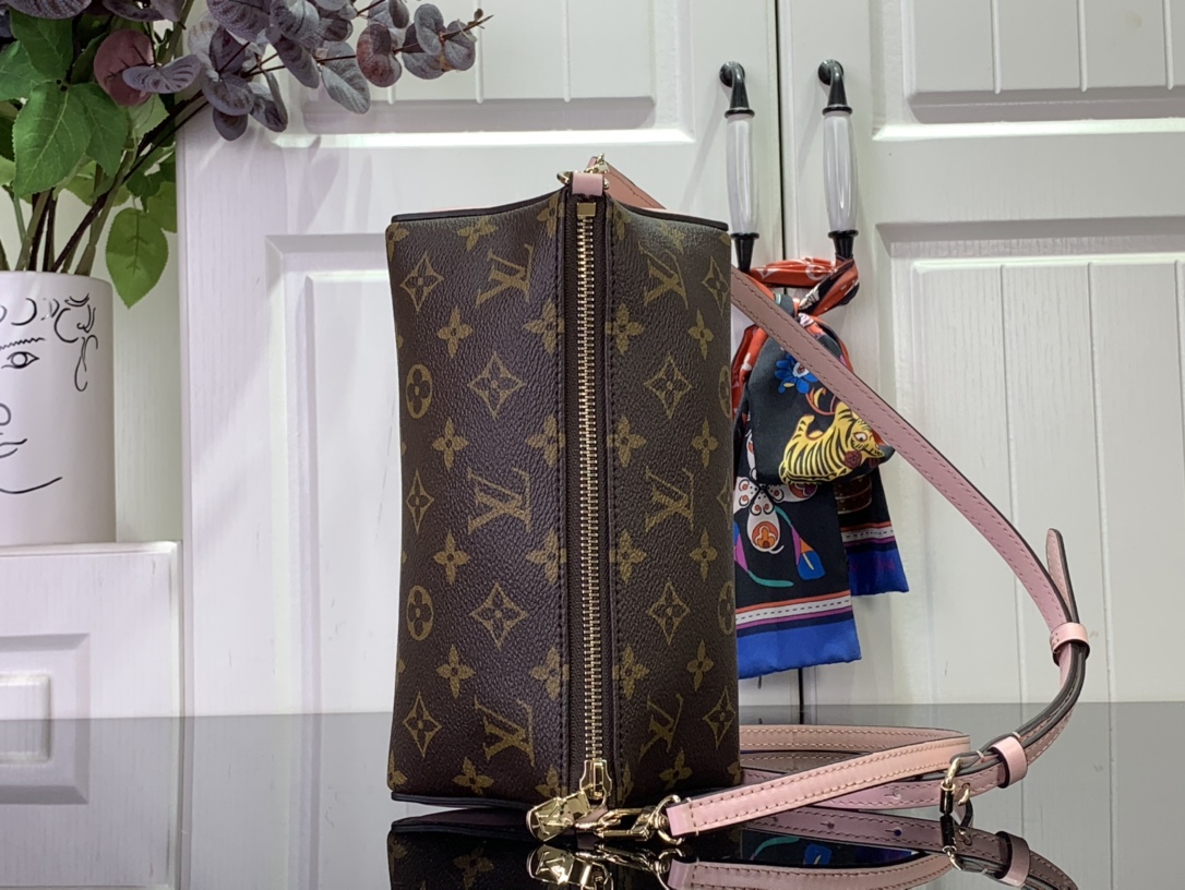 ルイヴィトン ポーチ 新作 Louis Vuitton ブルームポーチ ローズ ジャスマン M11303 モノグラム・キャンバス ゴールド金具 - 画像 (10)