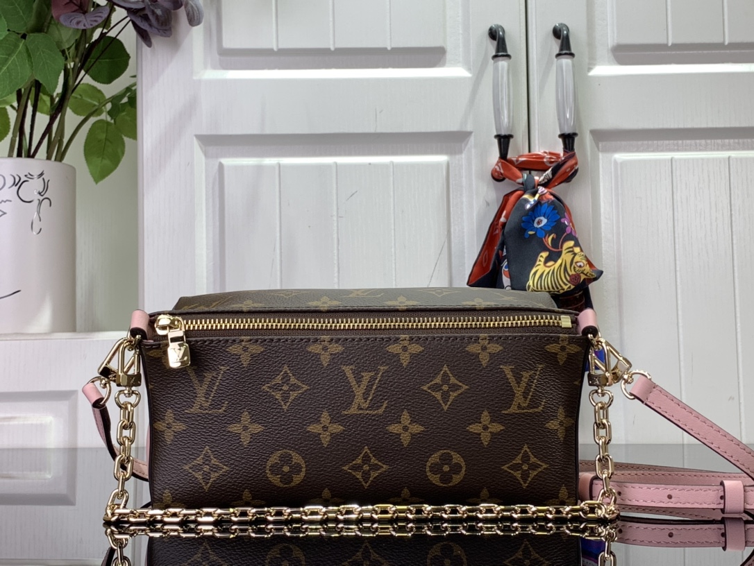 ルイヴィトン ポーチ 新作 Louis Vuitton ブルームポーチ ピンク M11303 モノグラム・キャンバス ゴールド金具 - 画像 (9)