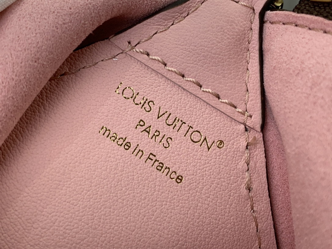 ルイヴィトン ポーチ 新作 Louis Vuitton ブルームポーチ ピンク M11303 モノグラム・キャンバス ゴールド金具 - 画像 (2)
