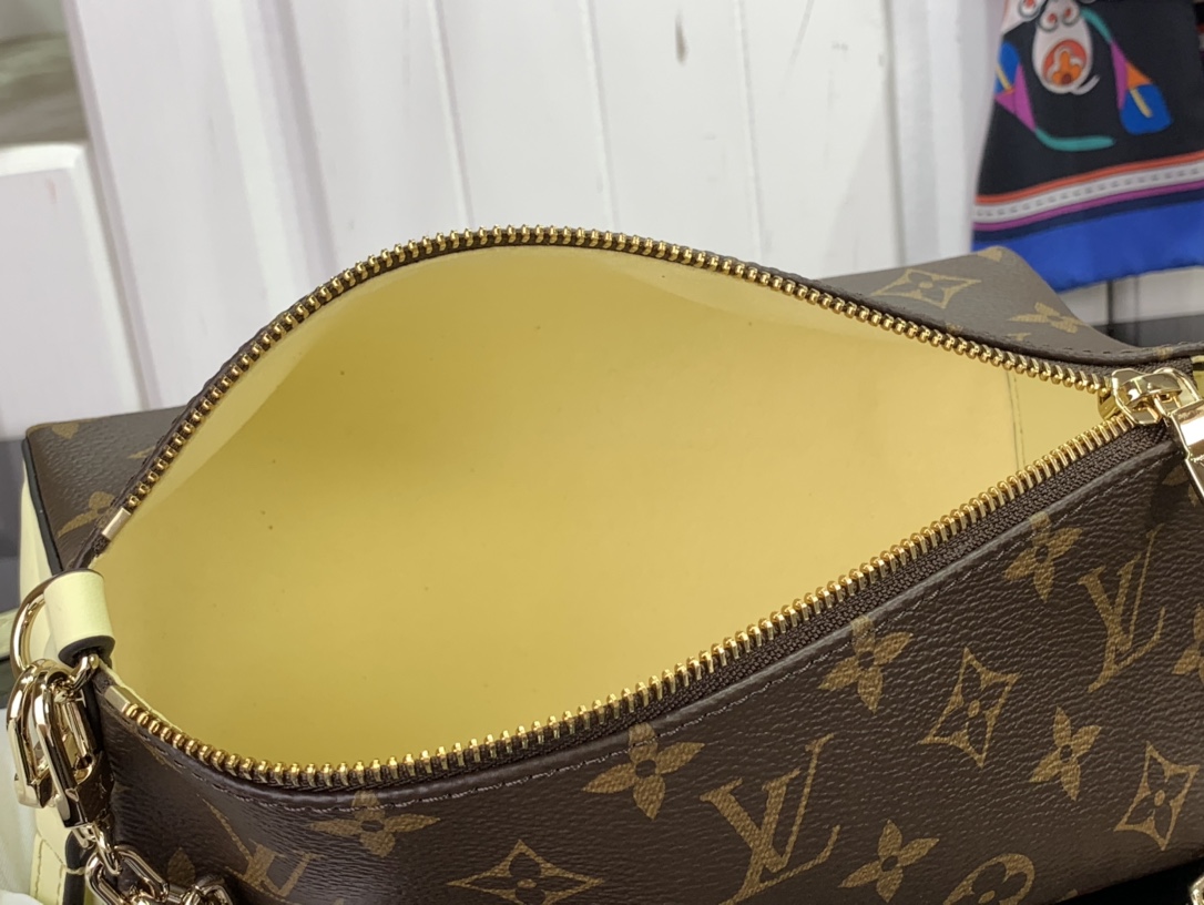 ルイヴィトン ポーチ 新作 Louis Vuitton ブルームポーチ イエローグリーン M11672 モノグラム・キャンバス ゴールド金具 - 画像 (3)