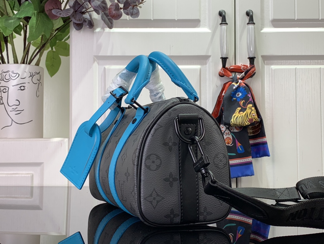 ルイヴィトン バンドリエール 新作 Louis Vuitton キーポル・バンドリエール 25 ターコイズ M11645 モノグラム・エクリプス ブラック金具 ボストンバッグ - 画像 (9)
