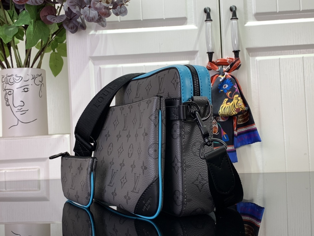 ルイヴィトン メッセンジャーバッグ 新作 Louis Vuitton トリオ・メッセンジャー ターコイズ M11648 モノグラム・エクリプス ブラック金具 - 画像 (9)