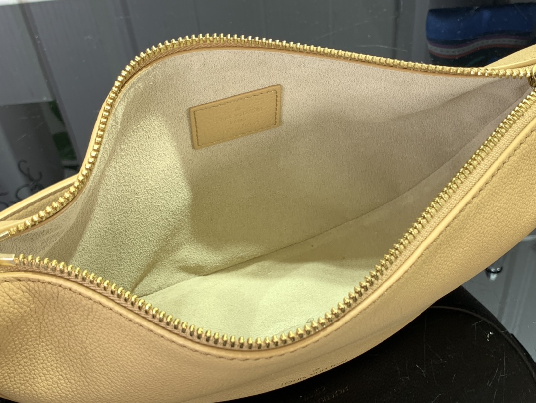 ルイヴィトン バムバッグ 新作 Louis Vuitton Low Key Bumbag Urban Yellow m83546 グレインカーフレザー ゴールド金具 - 画像 (3)