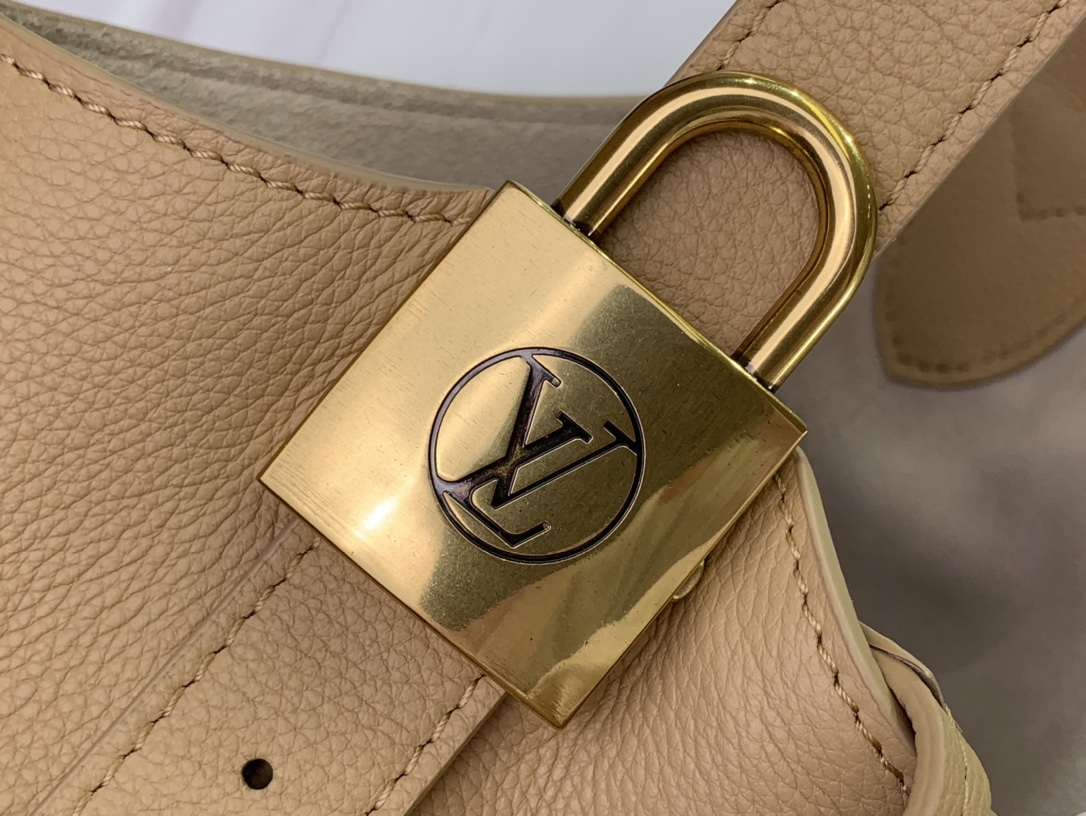 ルイヴィトン ホーボーバッグ 新作 Louis Vuitton ロウキー・ホーボー PM Urban Yellow M25353 カーフレザー ゴールド金具 - 画像 (4)