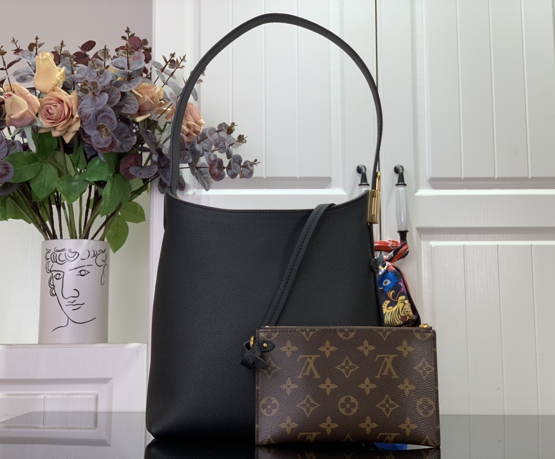 ルイヴィトン ホーボーバッグ 新作 Louis Vuitton ロウキー・ホーボー PM ブラック M25352 カーフレザー ゴールド金具 - 画像 (8)