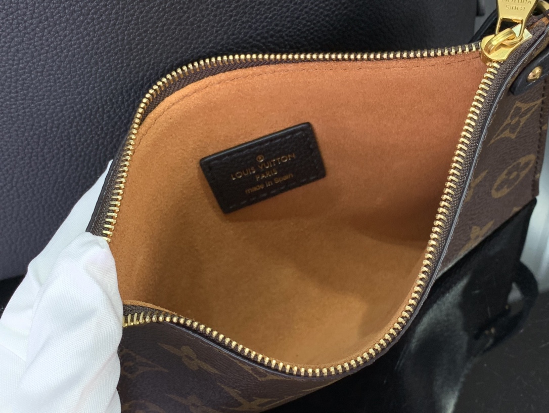 ルイヴィトン ホーボーバッグ 新作 Louis Vuitton ロウキー・ホーボー PM ブラック M25352 カーフレザー ゴールド金具 - 画像 (6)