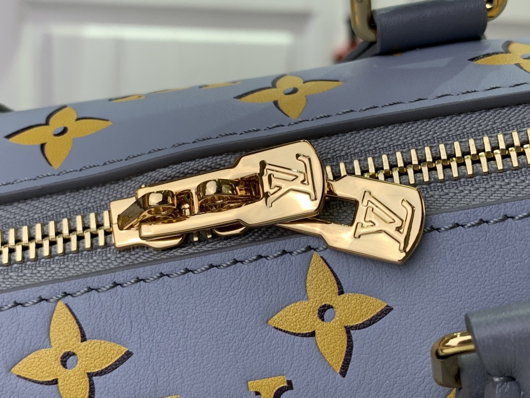 ルイヴィトン バンドリエール 新作 Louis Vuitton スピーディ・バンドリエール 20 ベビー ブルー M25454 カーフレザー ゴールド金具 ボストンバッグ - 画像 (6)