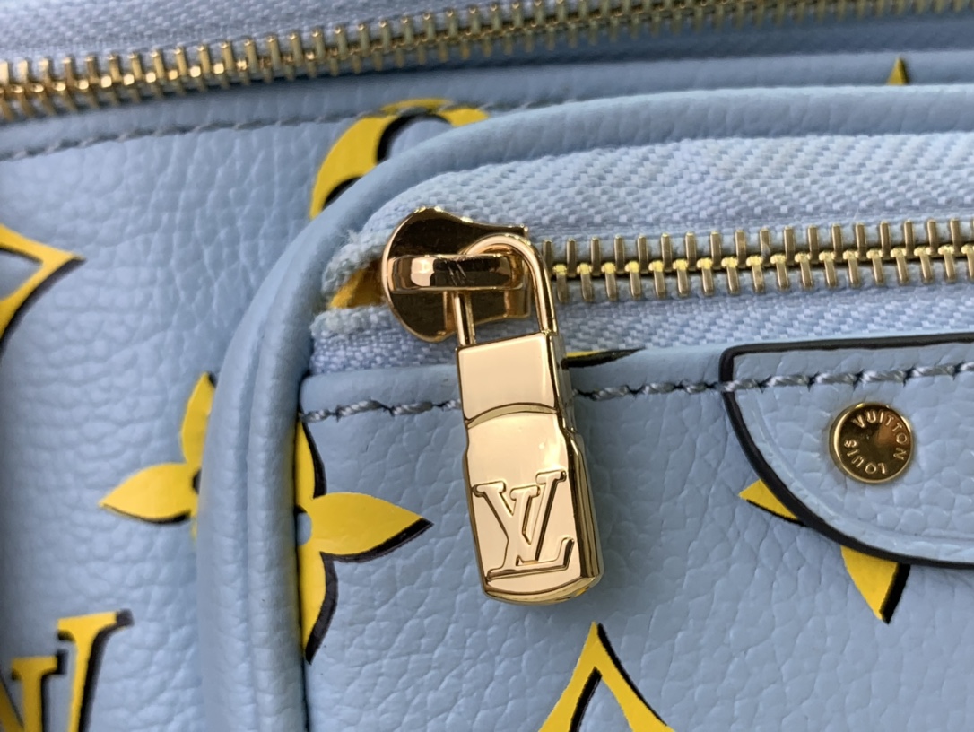 ルイヴィトン バムバッグ 新作 Louis Vuitton ミニ バムバッグ ベビー ブルー M83694 モノグラム・アンプラント レザー ゴールド金具 - 画像 (6)