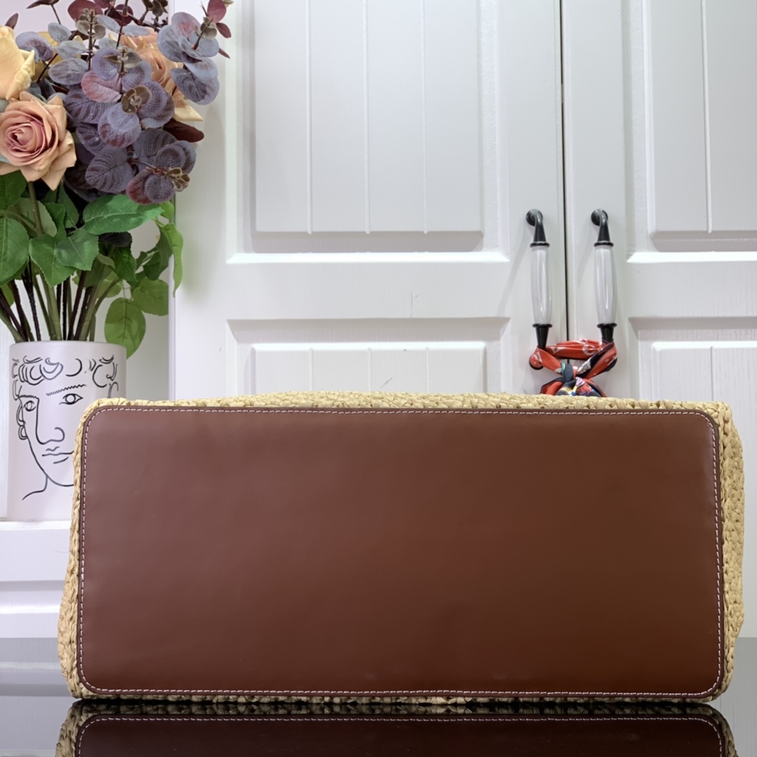 ルイヴィトン トートバッグ 新作 Louis Vuitton オンザゴー MM 2024新作 ナチュラル / タン M24723 ラフィア(ヤシ) ゴールド金具 - 画像 (7)