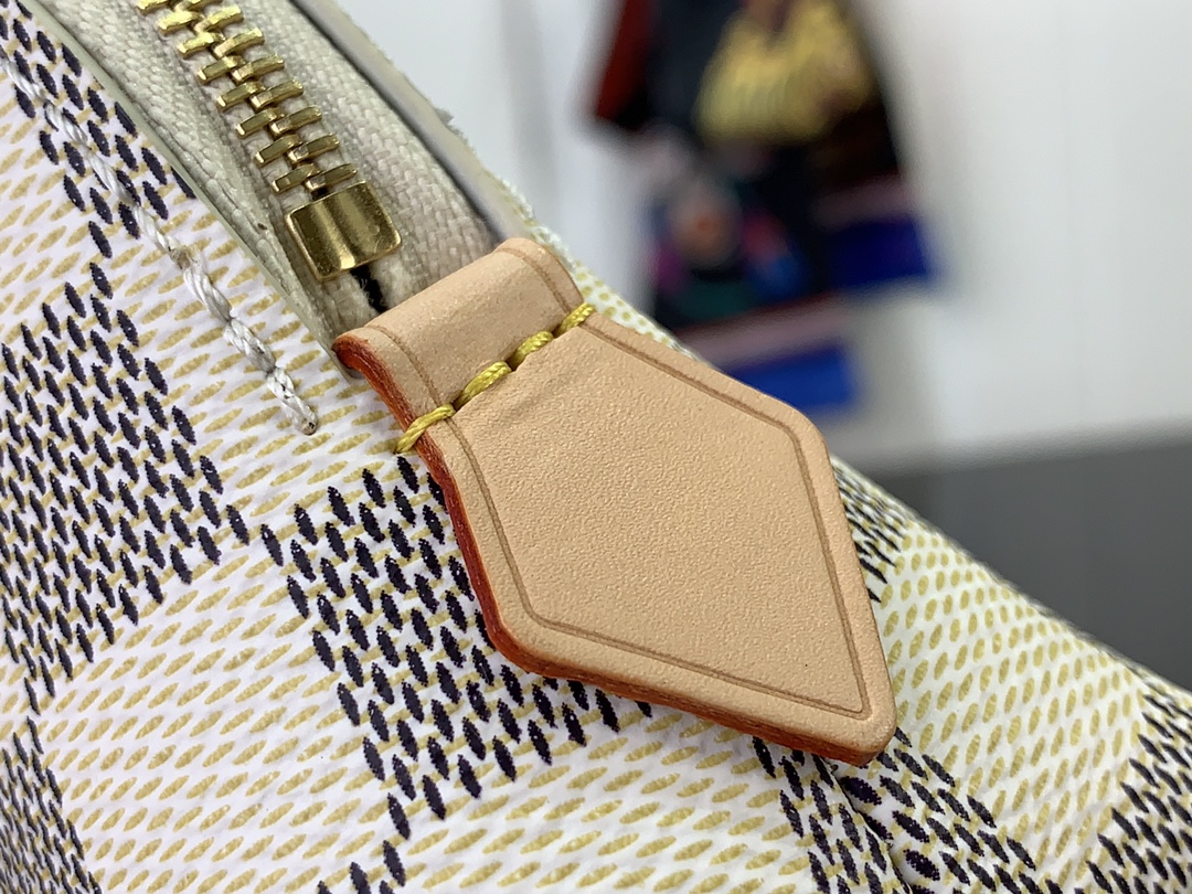 ルイヴィトン 化粧ポーチ 新作 Louis Vuitton ポシェット・コスメティック PM ダミエアズール N60024 ダミエ・アズール キャンバス ゴールド金具 - 画像 (5)