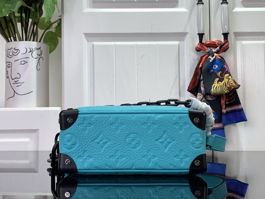 ルイヴィトン ショルダーバッグ 新作 Louis Vuitton ミニ・ソフトトランク ターコイズ M11673 牛革 ブラック金具 - 画像 (4)