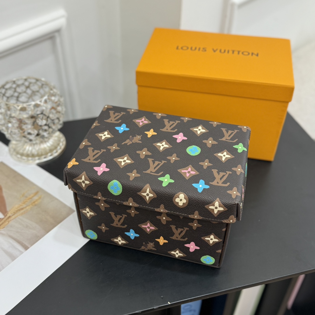 ルイヴィトン ボックス 新作 Louis Vuitton カードボード ボックス ダークブラウン GI0938 モノグラム・キャンバス 202406539 - 画像 (9)