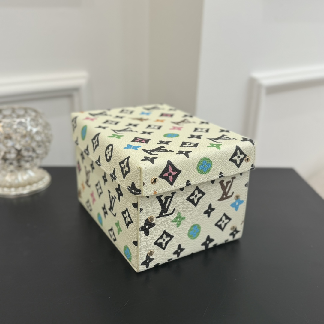 ルイヴィトン ボックス 新作 Louis Vuitton カードボード ボックス チョコレート GI0938 モノグラム・キャンバス 202406540 - 画像 (8)