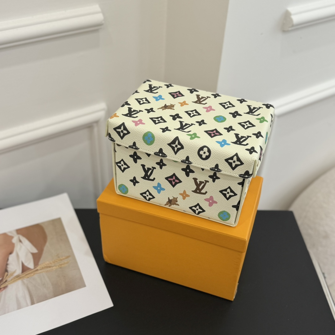ルイヴィトン ボックス 新作 Louis Vuitton カードボード ボックス チョコレート GI0938 モノグラム・キャンバス 202406540 - 画像 (2)