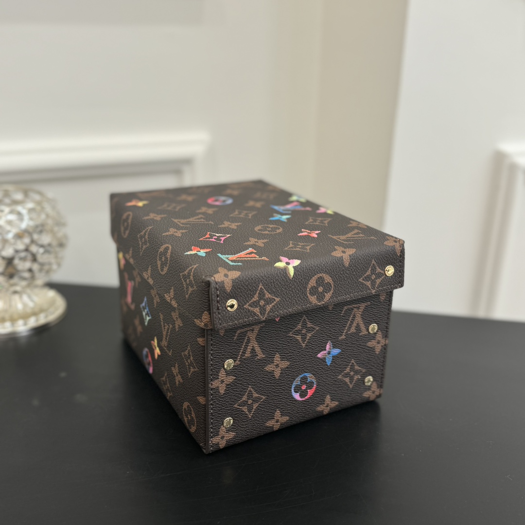 ルイヴィトン ボックス 新作 Louis Vuitton カードボード ボックス チョコレート GI0763 モノグラム・キャンバス 202406541 - 画像 (8)