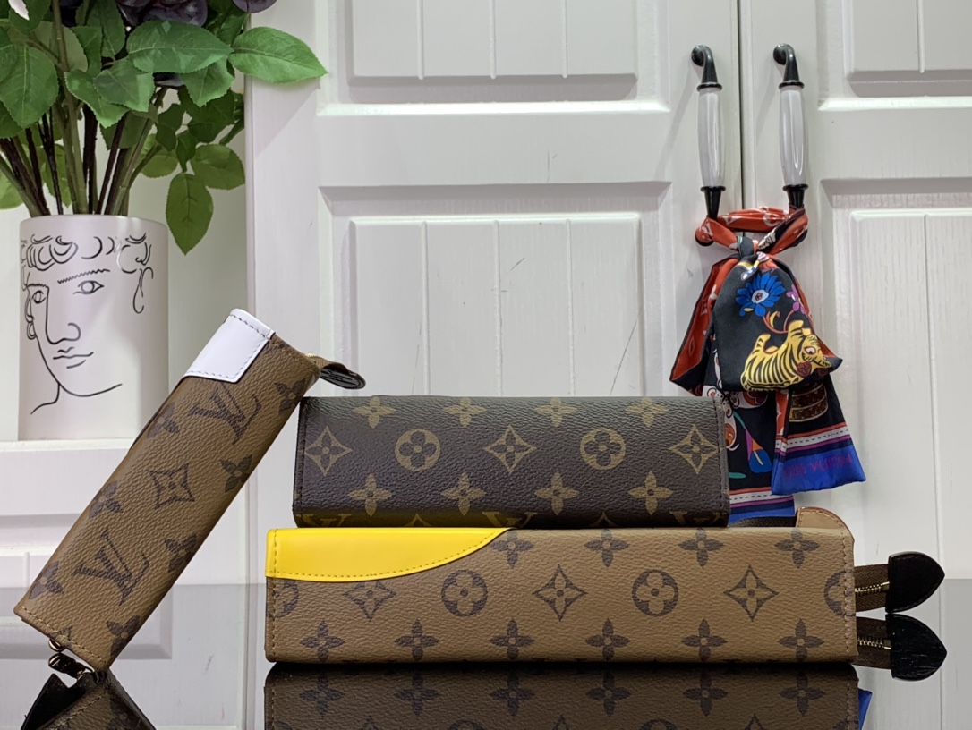 ルイヴィトン ポーチ 新作 Louis Vuitton トリオ・ポッシュ・トワレ M11254 モノグラム・キャンバス ゴールド金具 - 画像 (8)