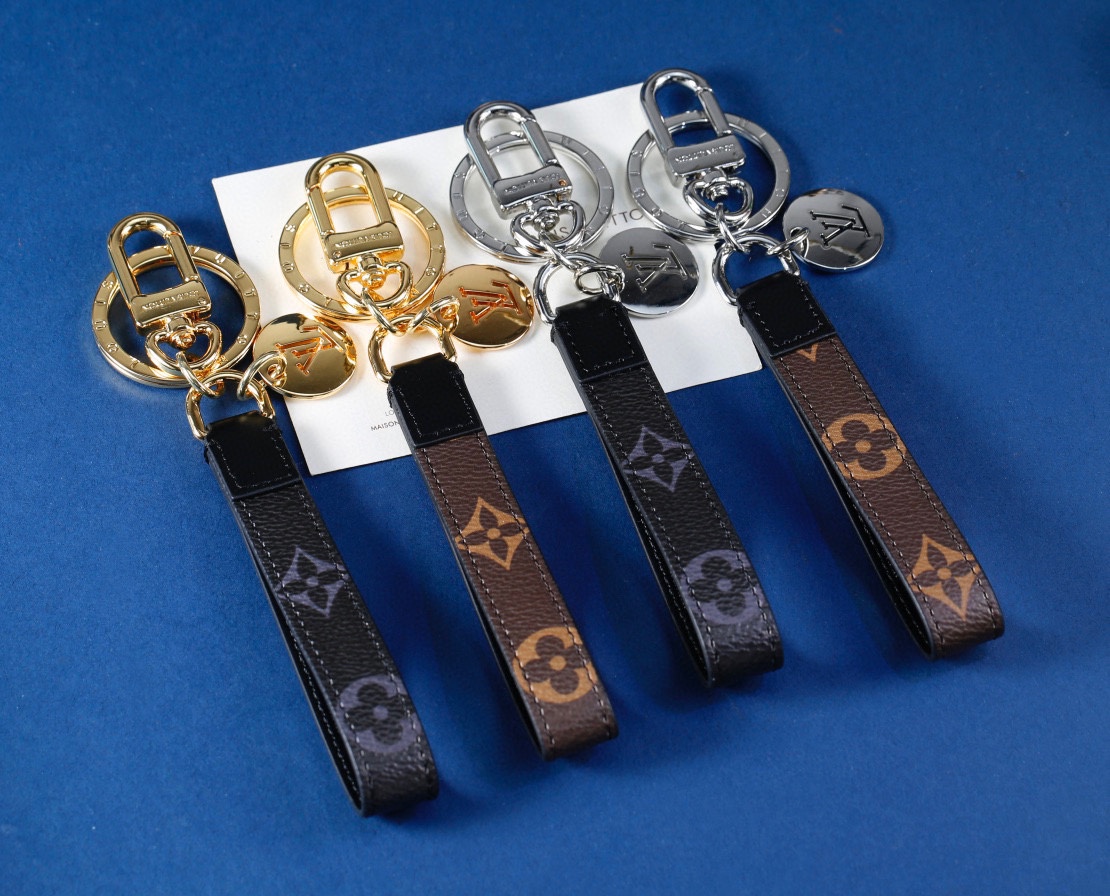 最高級ルイヴィトンスーパーコピー ルイヴィトンキーホルダーコピー キーホルダー・LV パドロック M00745 シルバー ゴールド - 画像 (7)