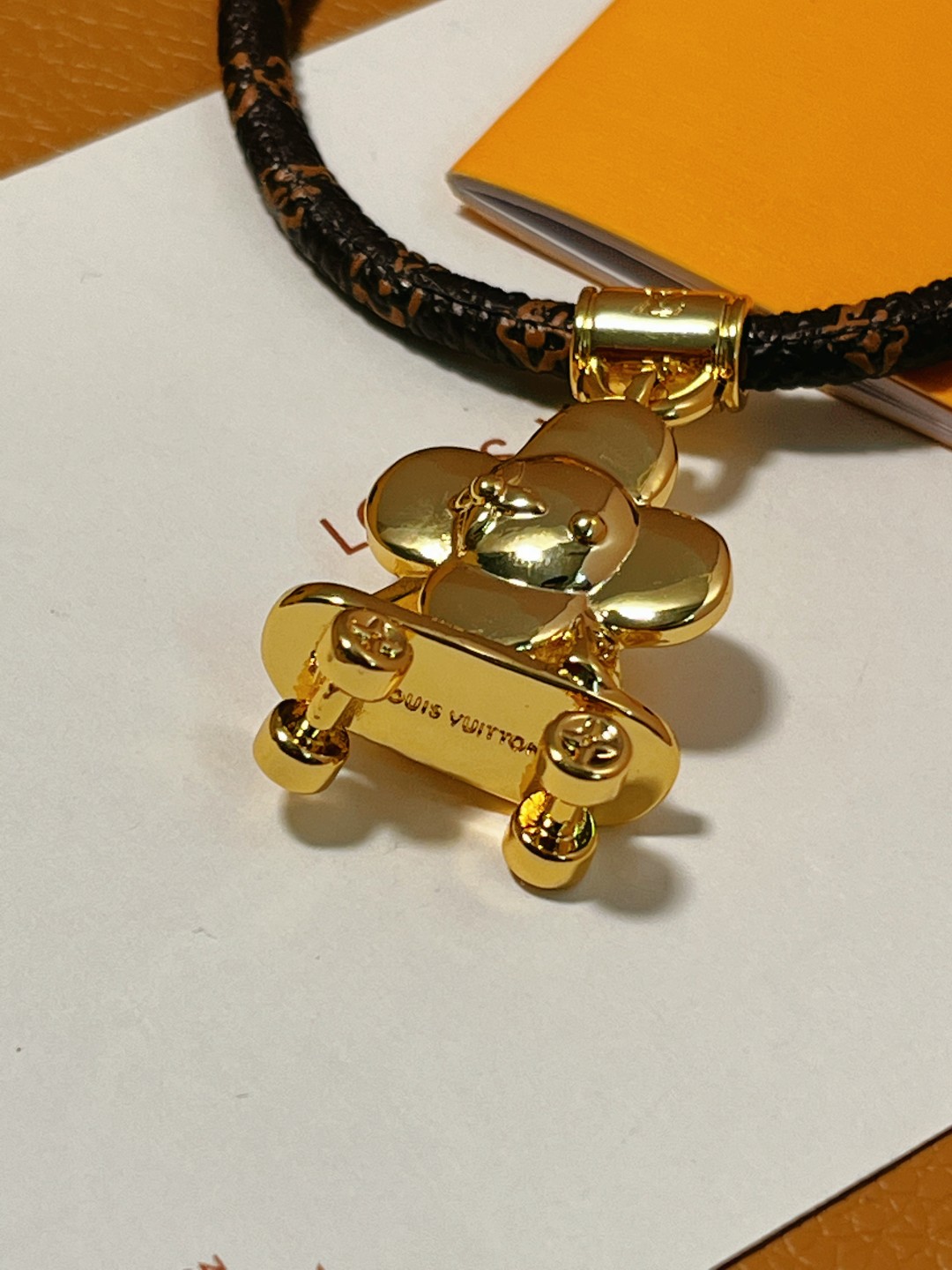 最高級ルイヴィトンスーパーコピー ルイヴィトンブレスレットコピー ブレスレット・ヴィヴィエンヌ バスケット M8218Z ゴールド - 画像 (2)