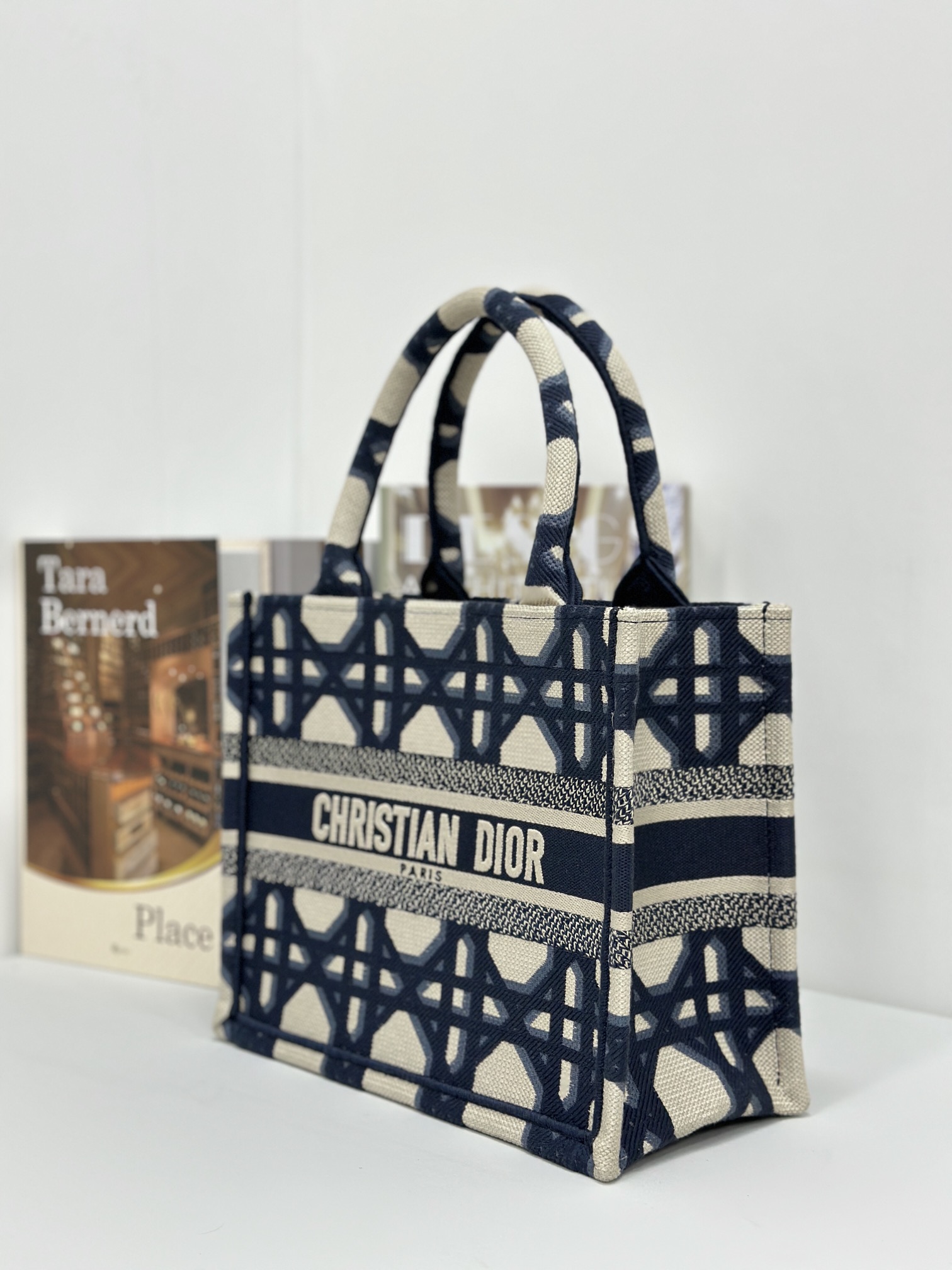 最高級ディオールスーパーコピー ディオールバッグコピー Dior Book Tote バッグ ミニ M1288ZEGC_M828 ネイビー - 画像 (9)