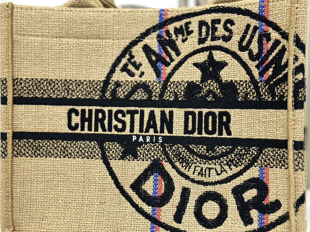 最高級ディオールスーパーコピー ディオールバッグコピー Dior Book Tote バッグ スモール M1288ZEGC_M918 ベージュ - 画像 (6)