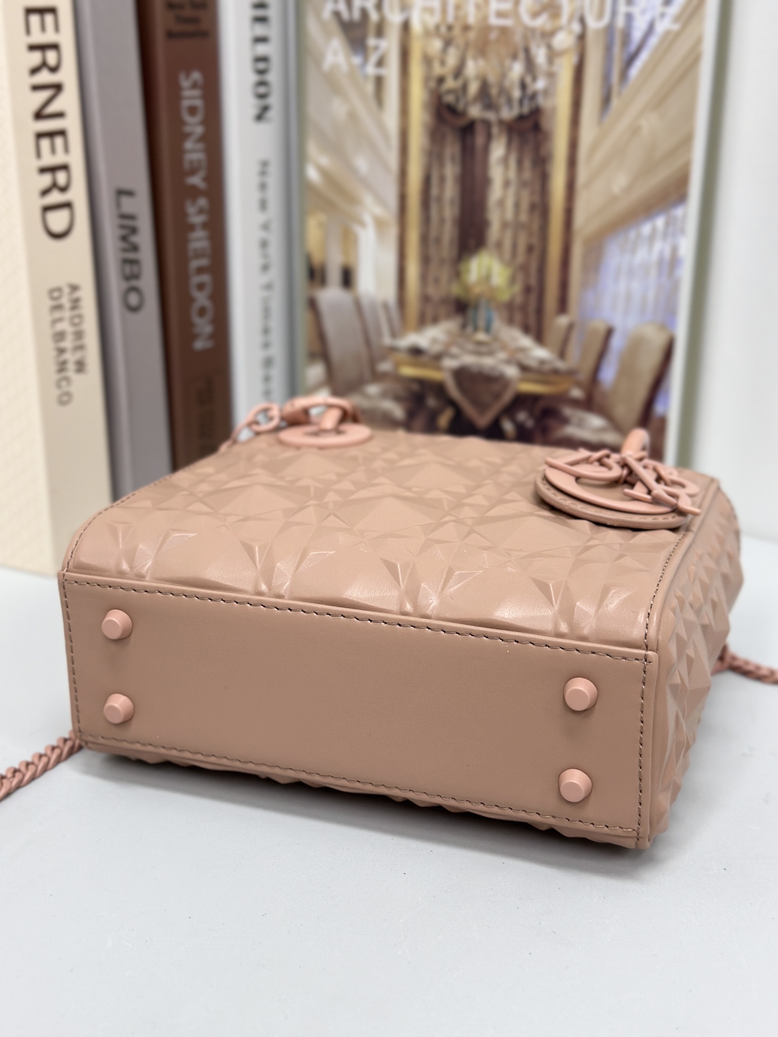 最高級ディオールスーパーコピー ディオールバッグコピー Lady Dior バッグ ミニ M0505ONGE_M50P ピンクベージュ系 ゴールド金具 - 画像 (3)