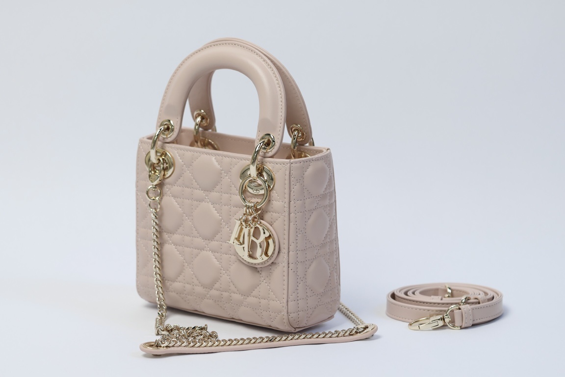 最高級ディオールスーパーコピー ディオールバッグコピー Lady Dior バッグ ミニ M0505ONGE_M51U ピンクベージュ系 ゴールド金具 - 画像 (9)