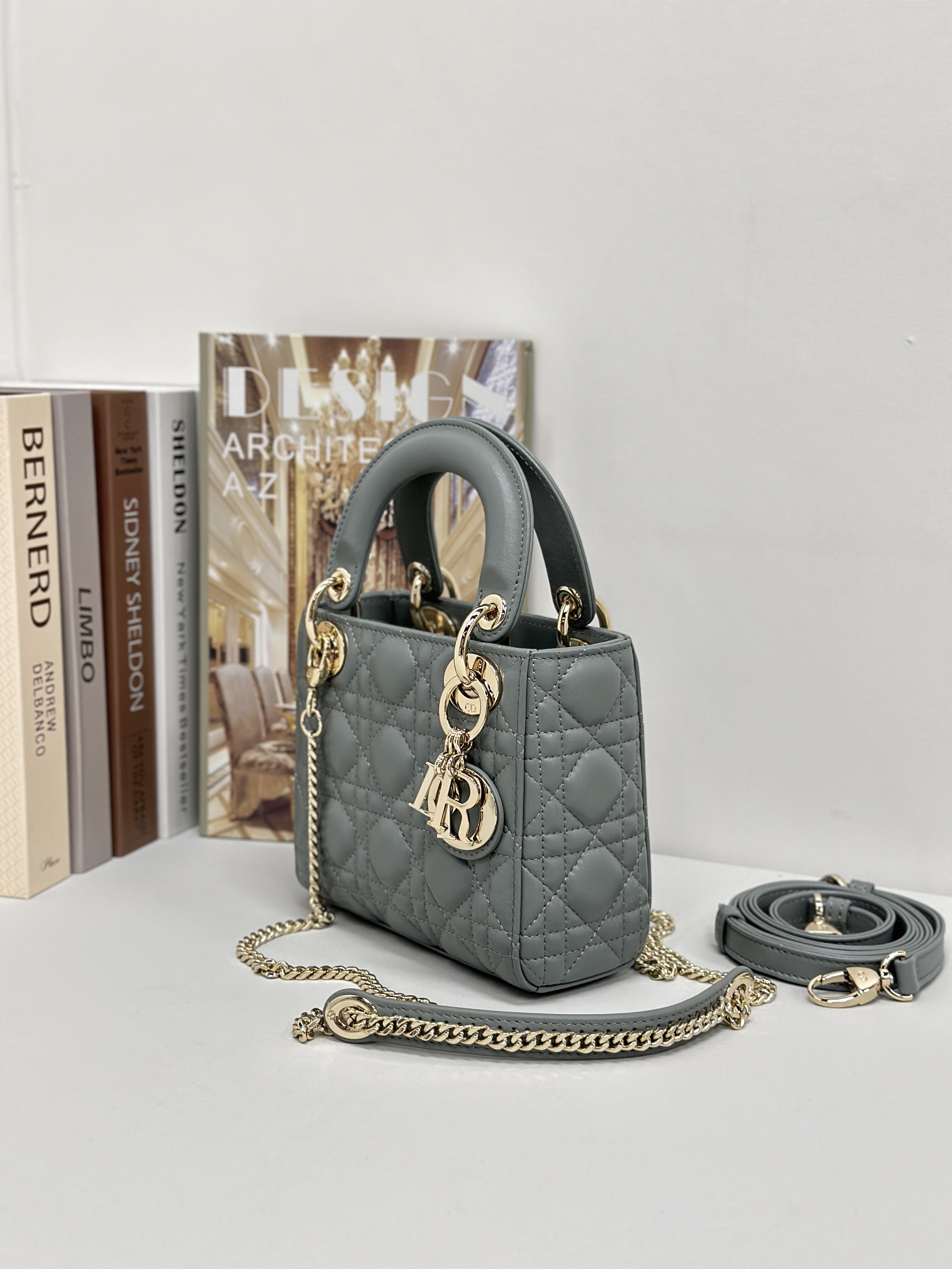 最高級ディオールスーパーコピー ディオールバッグコピー Lady Dior バッグ ミニ M0505ONGE_M81B ストーングレー ゴールド金具 - 画像 (9)