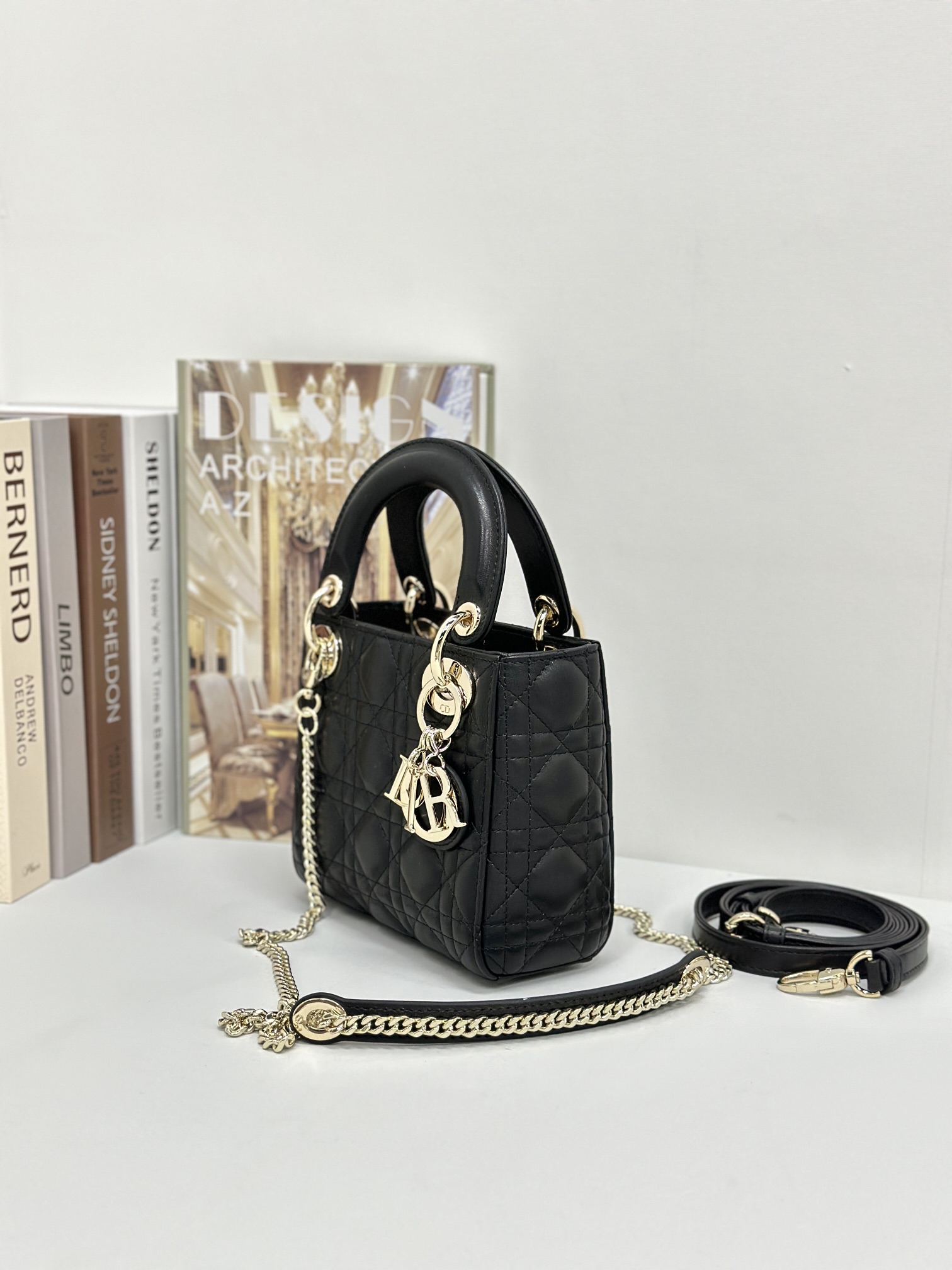 最高級ディオールスーパーコピー ディオールバッグコピー Lady Dior バッグ ミニ M0505ONGE_M900 黒 ブラック ゴールド金具 - 画像 (9)
