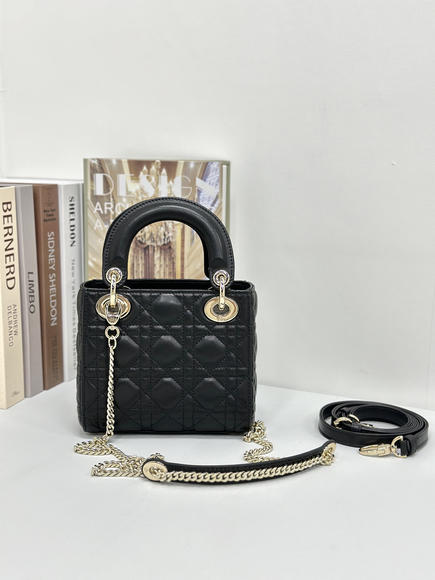 最高級ディオールスーパーコピー ディオールバッグコピー Lady Dior バッグ ミニ M0505ONGE_M900 黒 ブラック ゴールド金具 - 画像 (8)