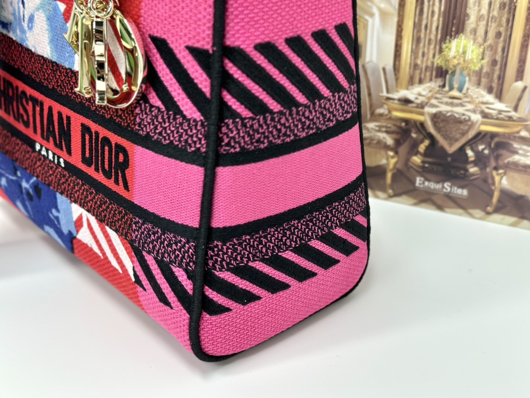 最高級ディオールスーパーコピー ディオールバッグコピー Lady D-Lite バッグ ミディアム M0565ORGO_M03I ピンク系 / フーシャ マルチ ゴールド金具 - 画像 (5)