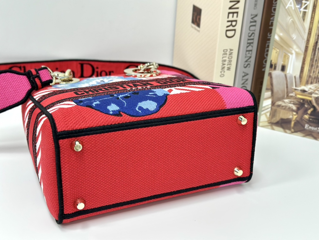 最高級ディオールスーパーコピー ディオールバッグコピー Lady D-Lite バッグ ミディアム M0565ORGO_M03I ピンク系 / フーシャ マルチ ゴールド金具 - 画像 (4)